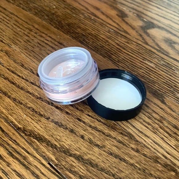 💗NEW💗 mineral veil powder bare minerals - Picture 4 of 4